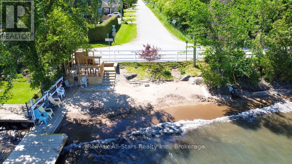 48 BRULE LAKEWAY - 46