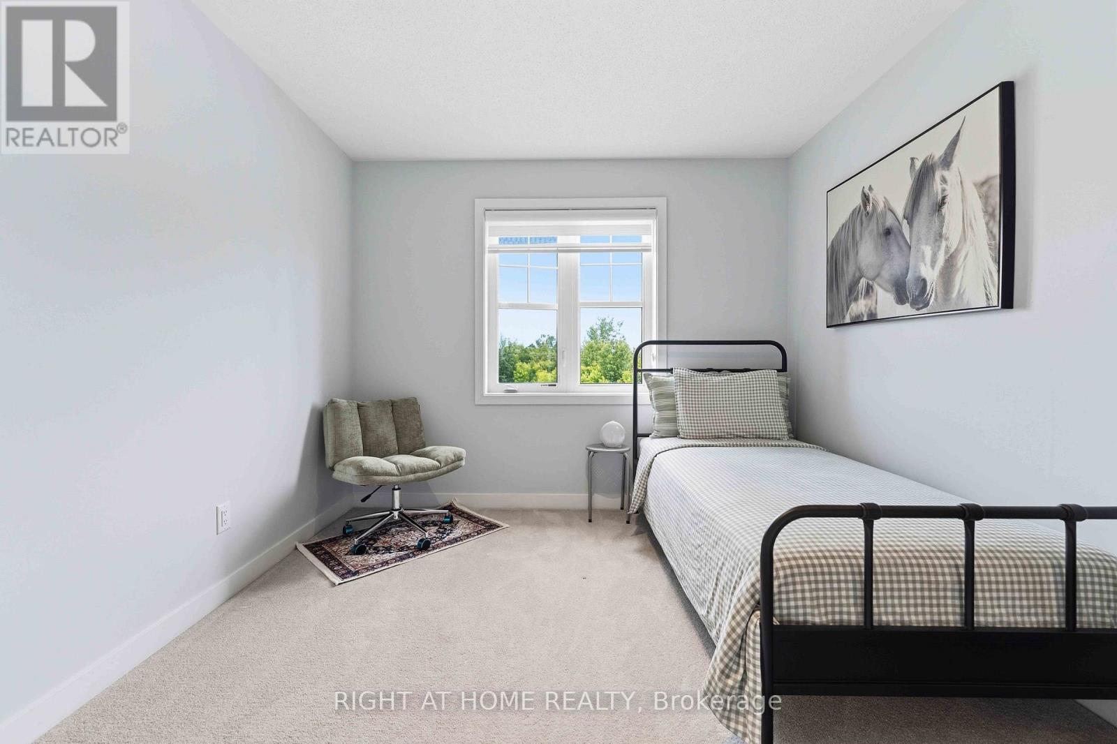 105 ALAMO STREET - 32
