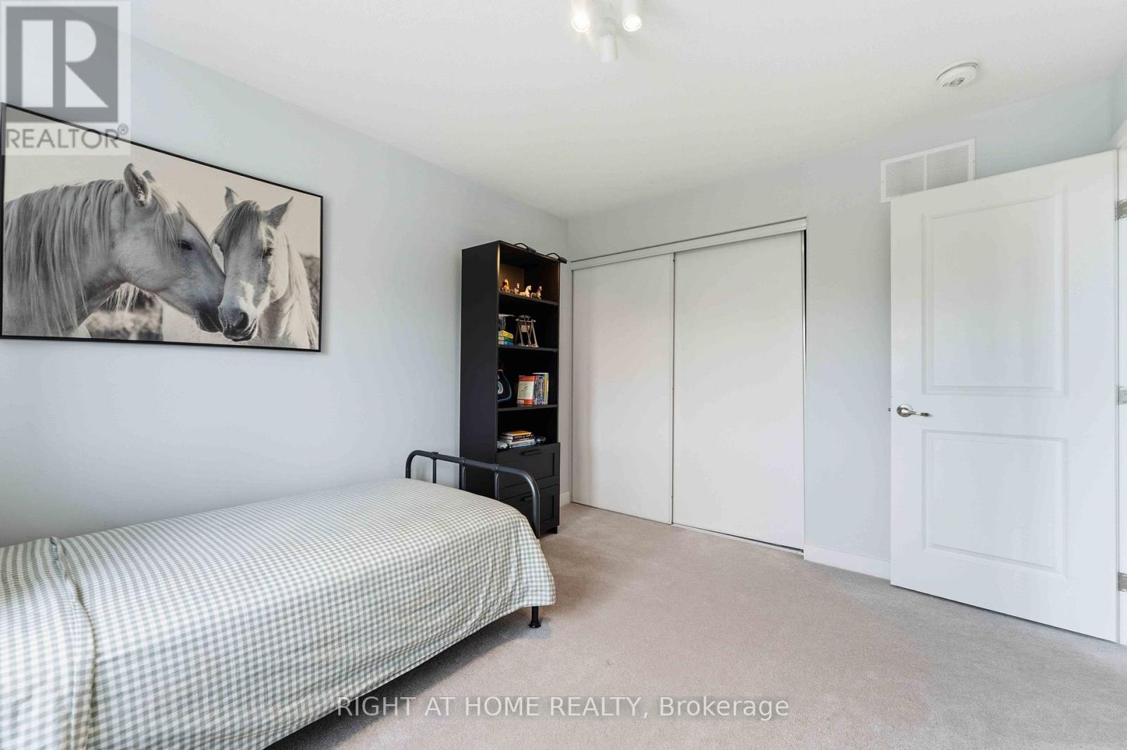 105 ALAMO STREET - 34