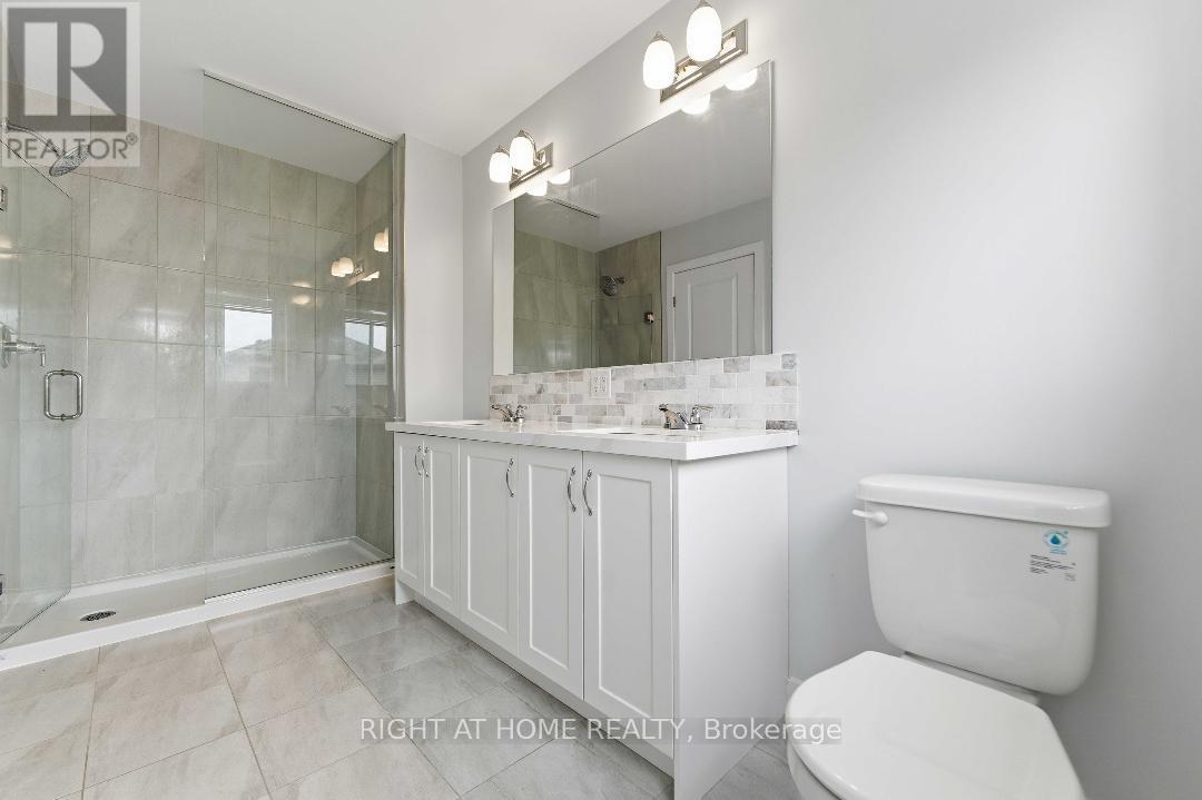 105 ALAMO STREET - 26