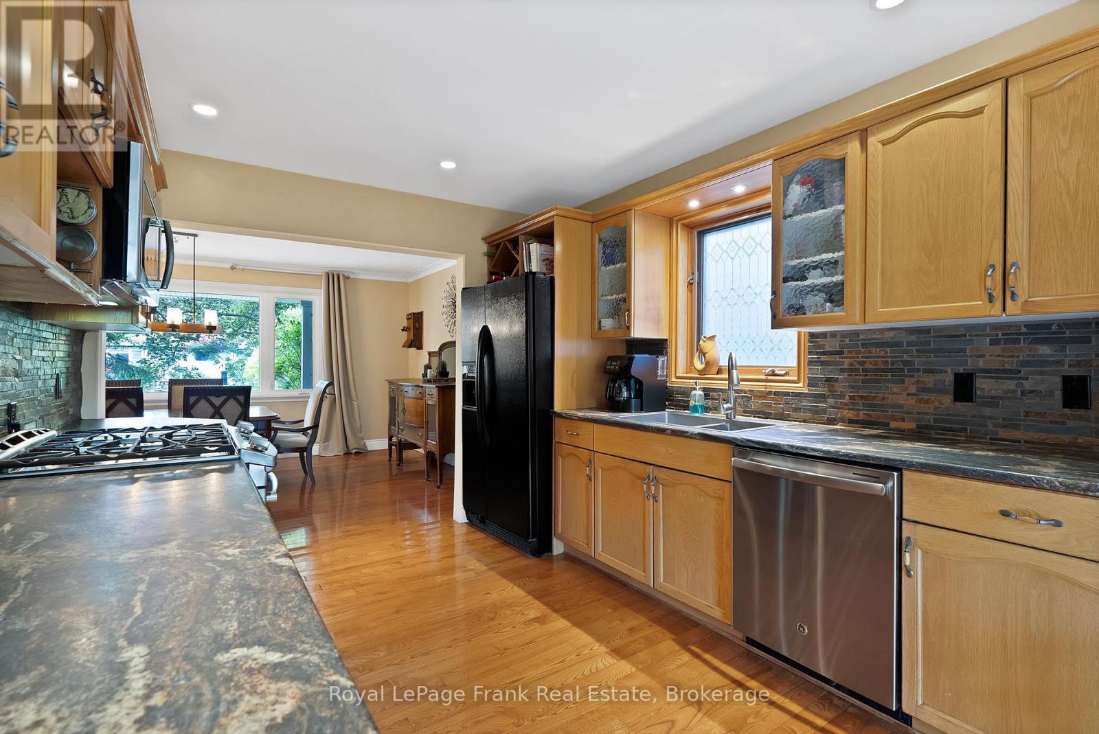 1731 LANE STREET - 20