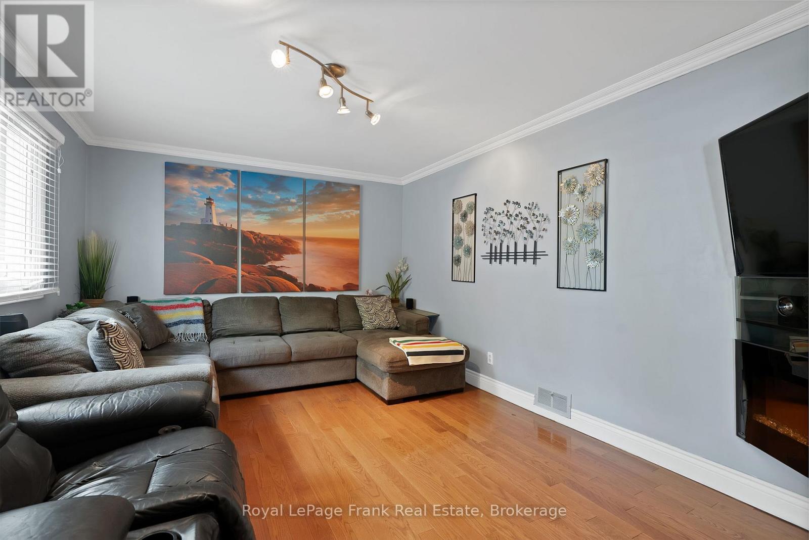 1731 LANE STREET - 26