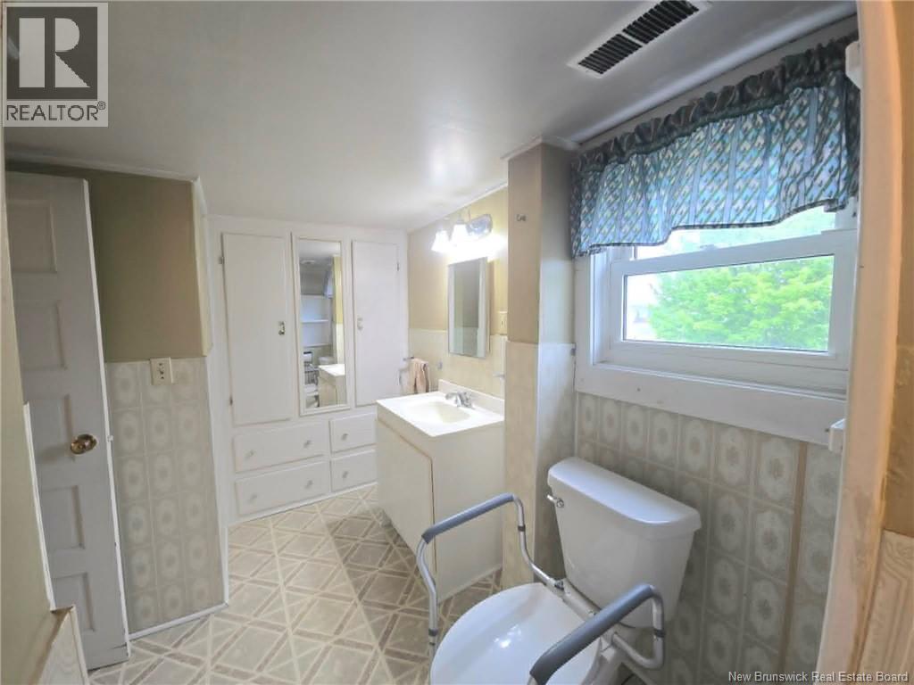 4621 Route 11 Hwy - Image 25