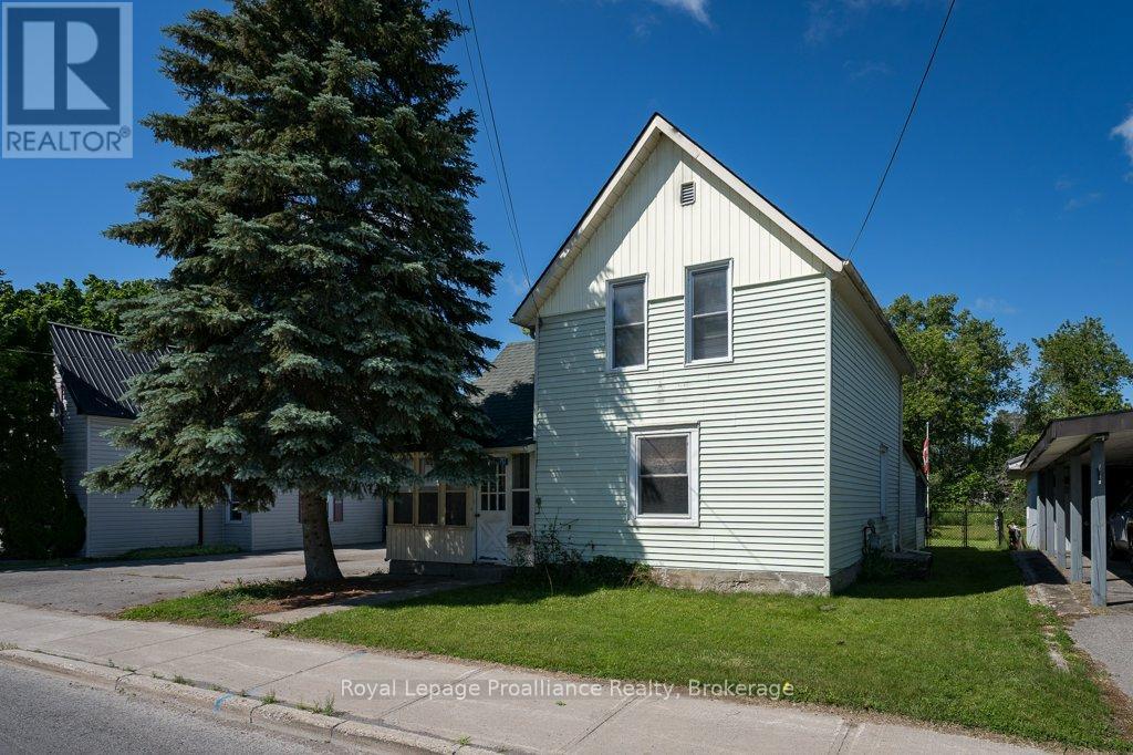 217 NORTH TRENT STREET - 1