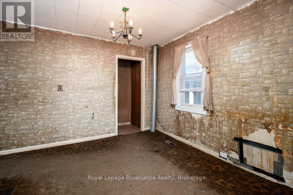 217 NORTH TRENT STREET - 17