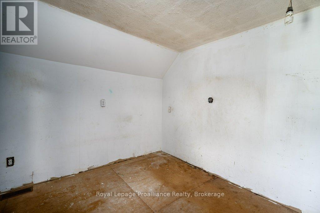 217 NORTH TRENT STREET - 19