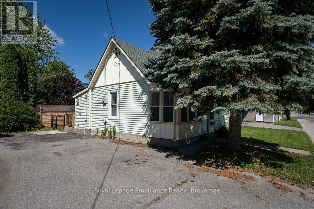 217 NORTH TRENT STREET - 4