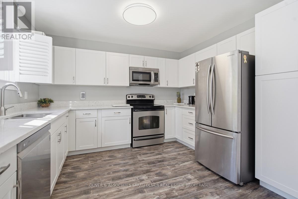 #78 141 CONDOR COURT - 13