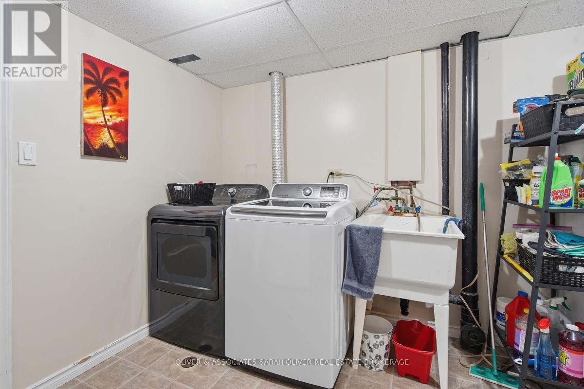#78 141 CONDOR COURT - 28