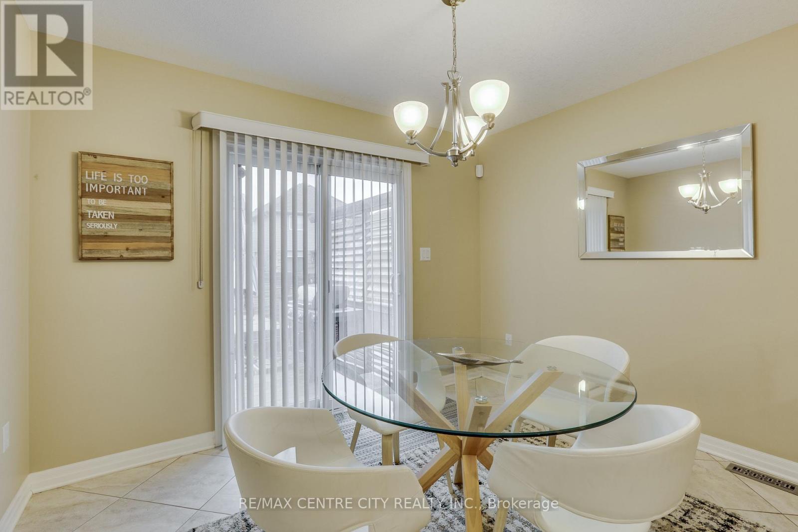 2898 BIDDULPH STREET - 15