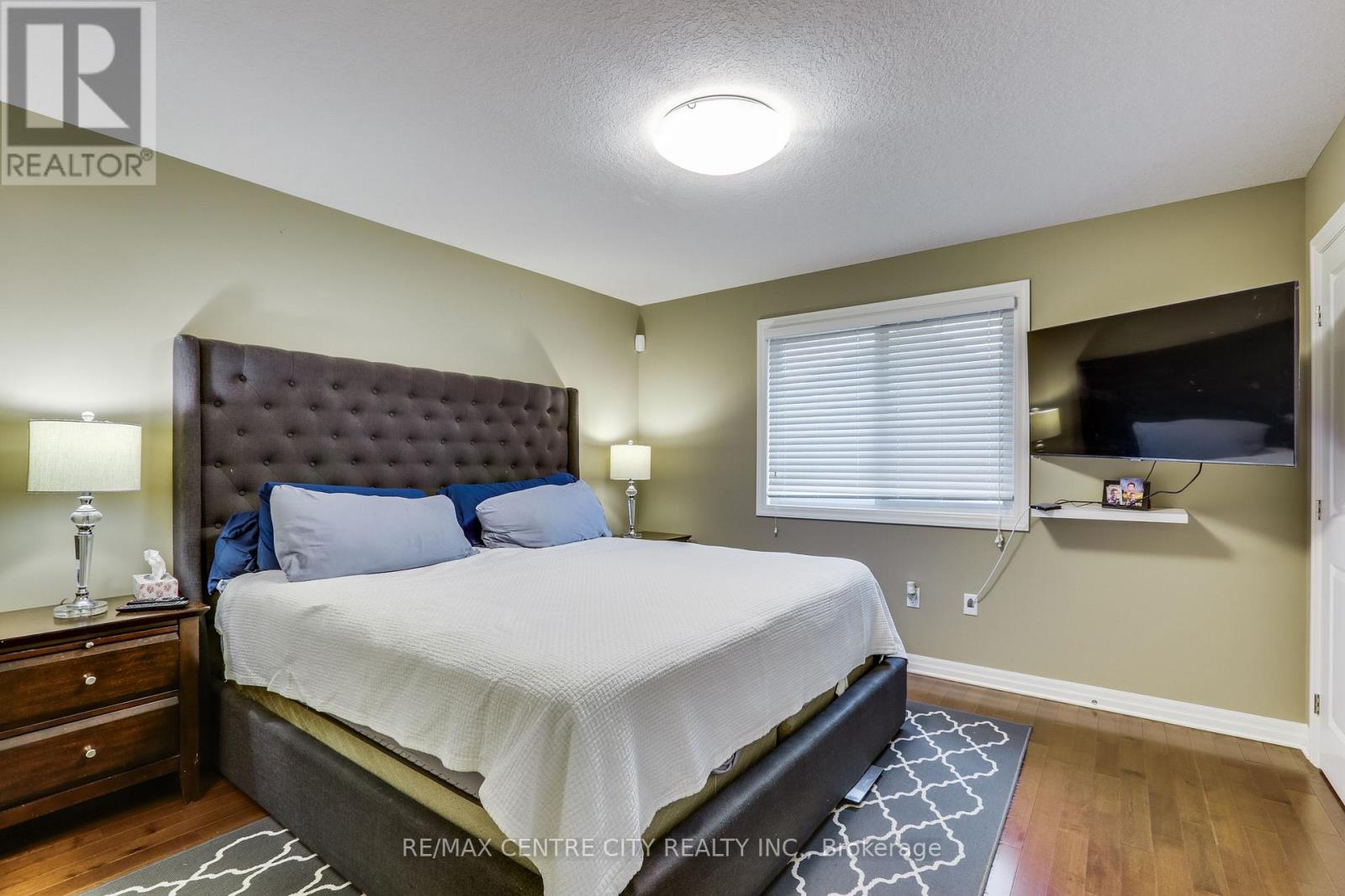 2898 BIDDULPH STREET - 19