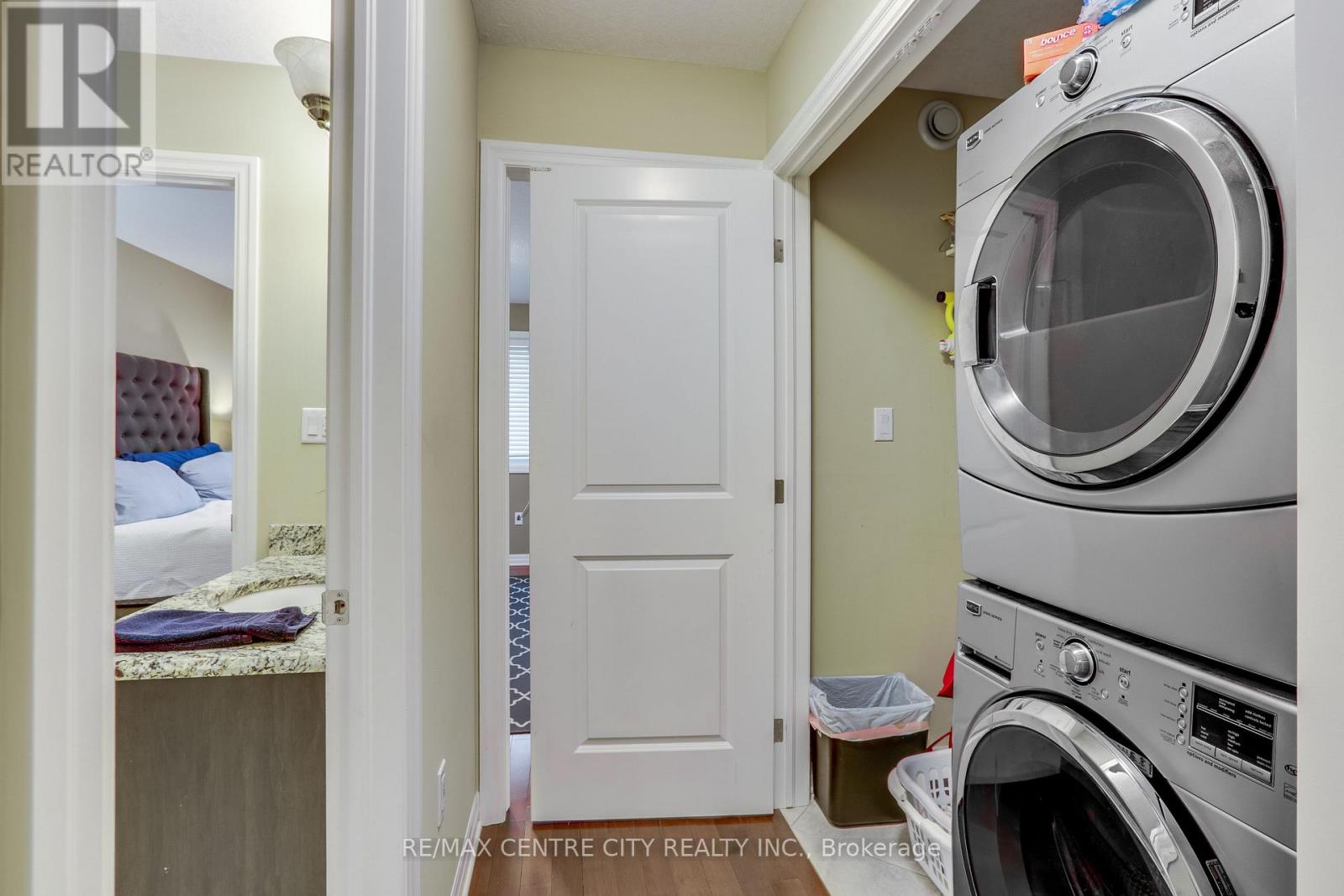 2898 BIDDULPH STREET - 27