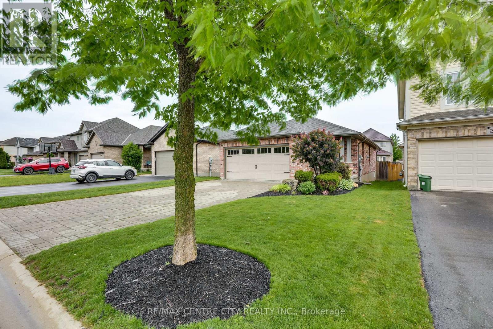 2898 BIDDULPH STREET - 3