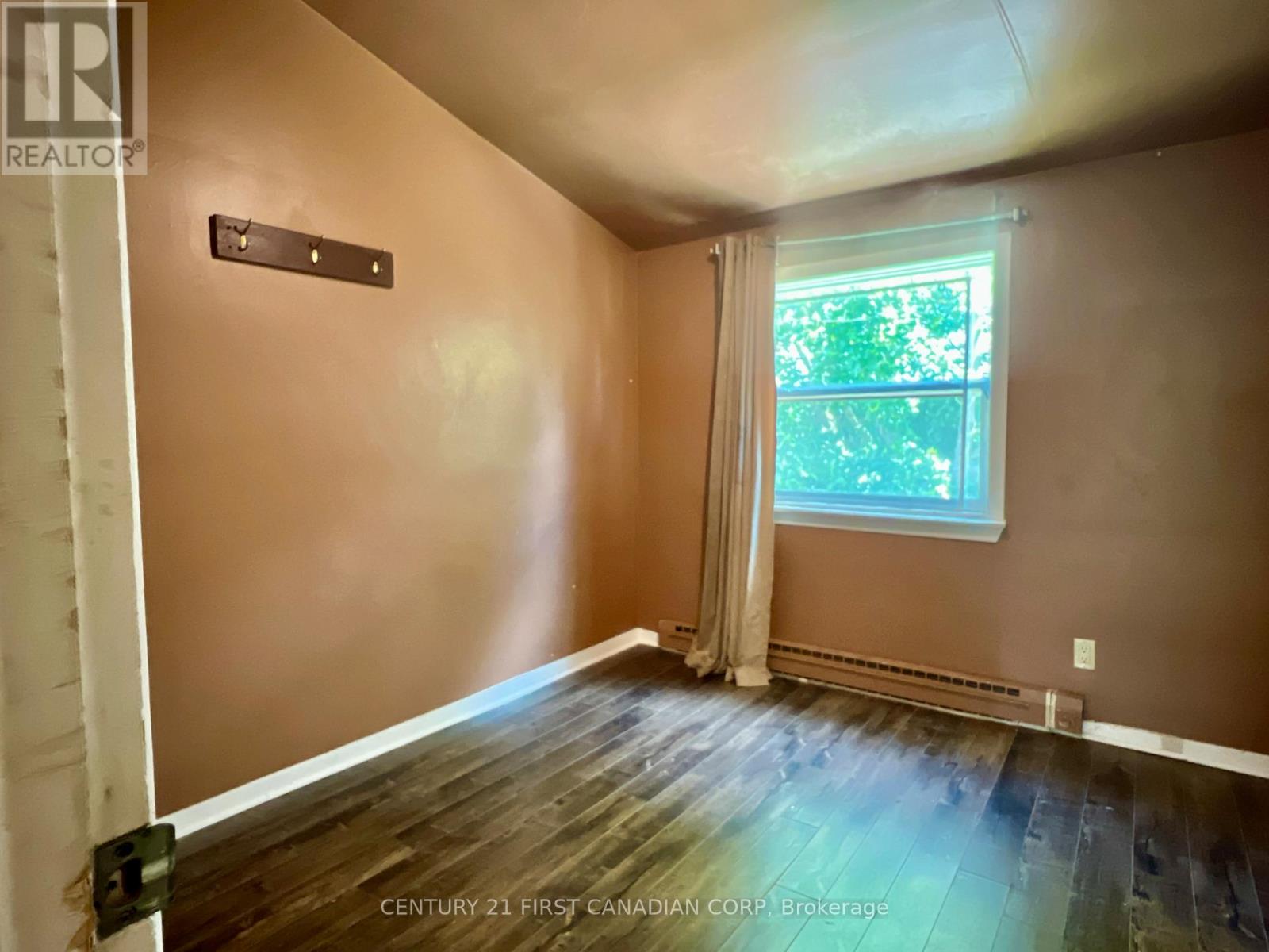 40 ARBOUR GLEN CRESCENT - 7
