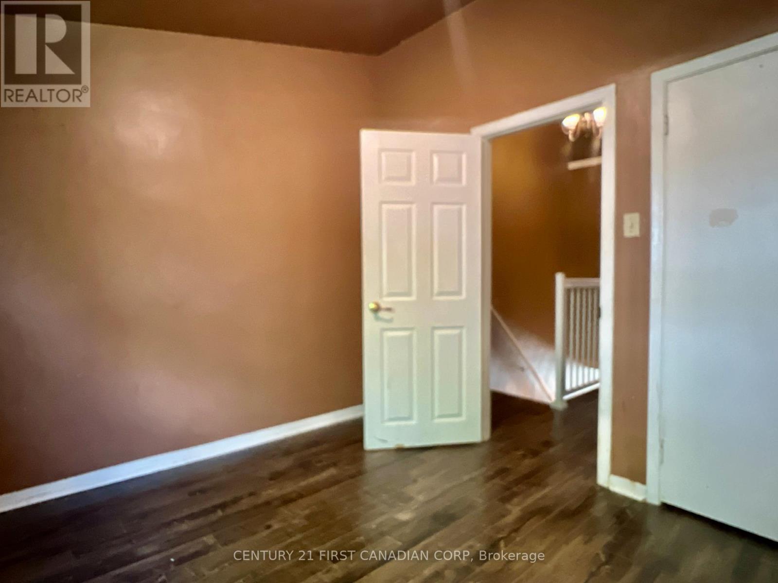 40 ARBOUR GLEN CRESCENT - 8