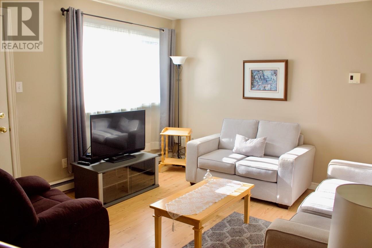 59 Hamlyn Road thumbnail 6