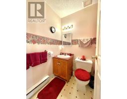 59 Hamlyn Road thumbnail 10