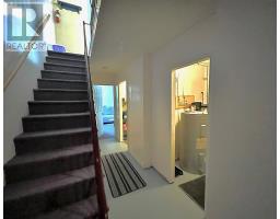 59 Hamlyn Road thumbnail 13