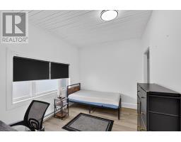 410 Empire Avenue thumbnail 11