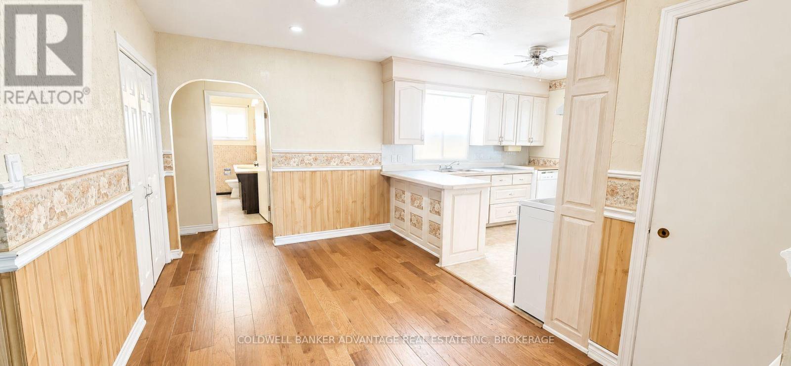 68 CAMERON AVENUE - 8