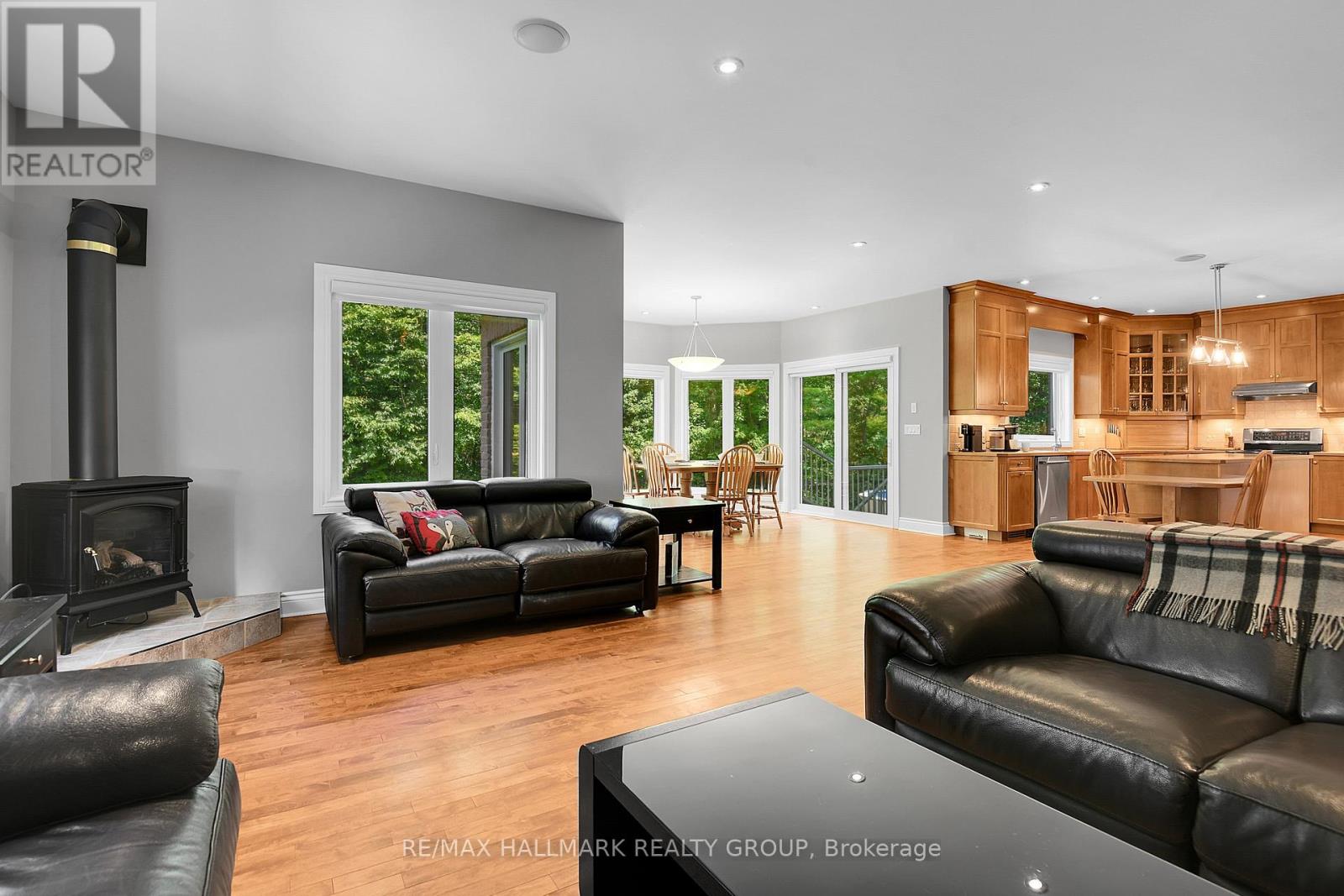 6 Bed, 5 Bath House for Sale in Ottawa – 1705 SILVER BARK AVENUE, Ottawa – MLS# X13482740 - Image 16
