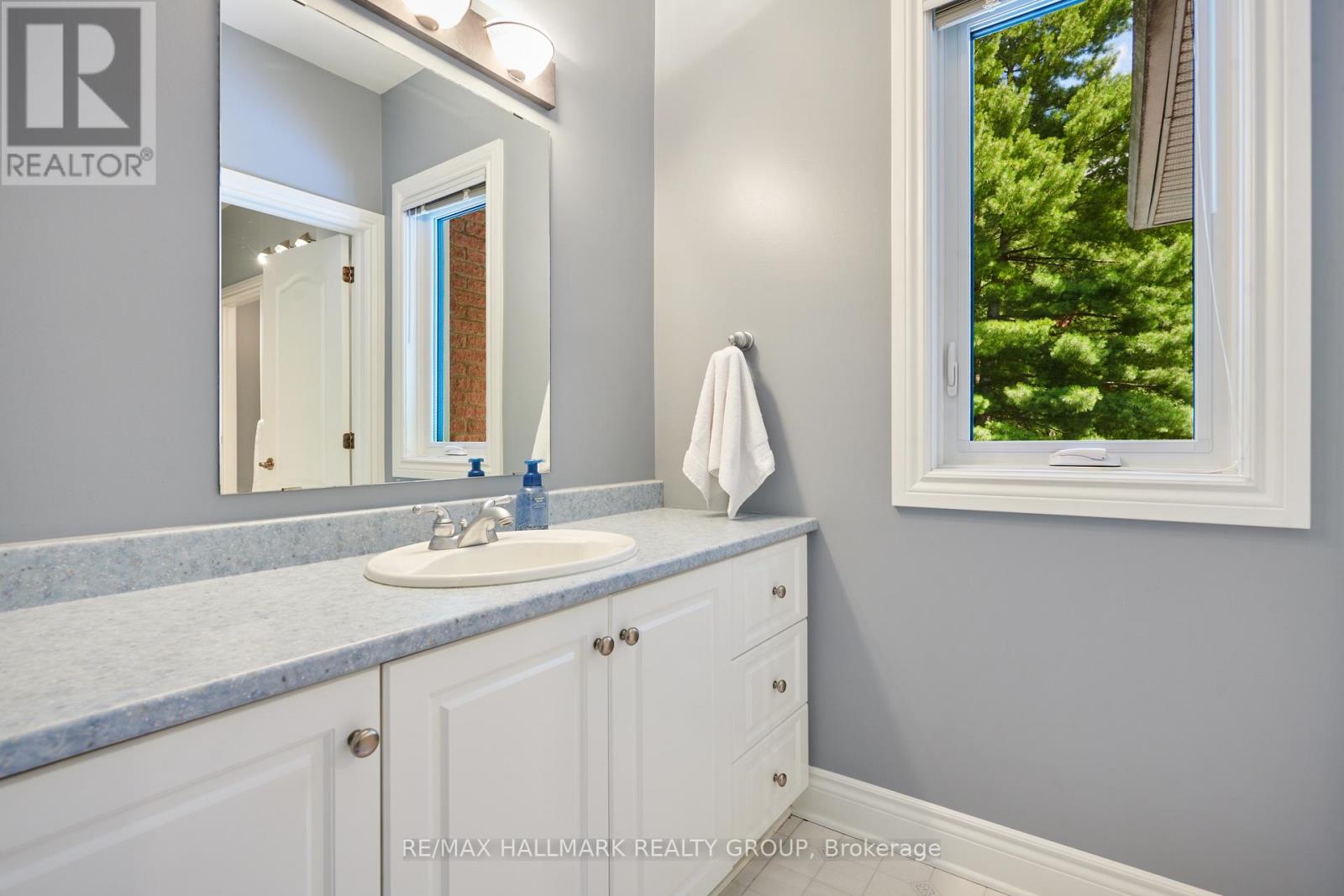 6 Bed, 5 Bath House for Sale in Ottawa – 1705 SILVER BARK AVENUE, Ottawa – MLS# X13482740 - Image 28