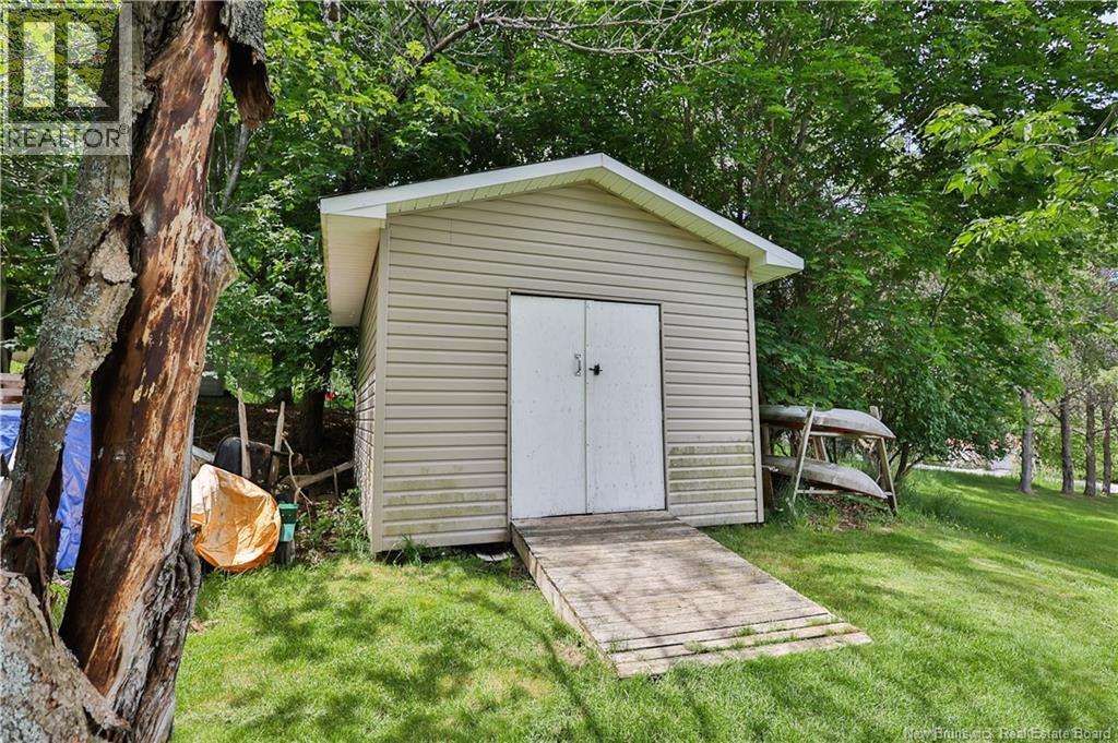 18 Quispamsis Road - 30