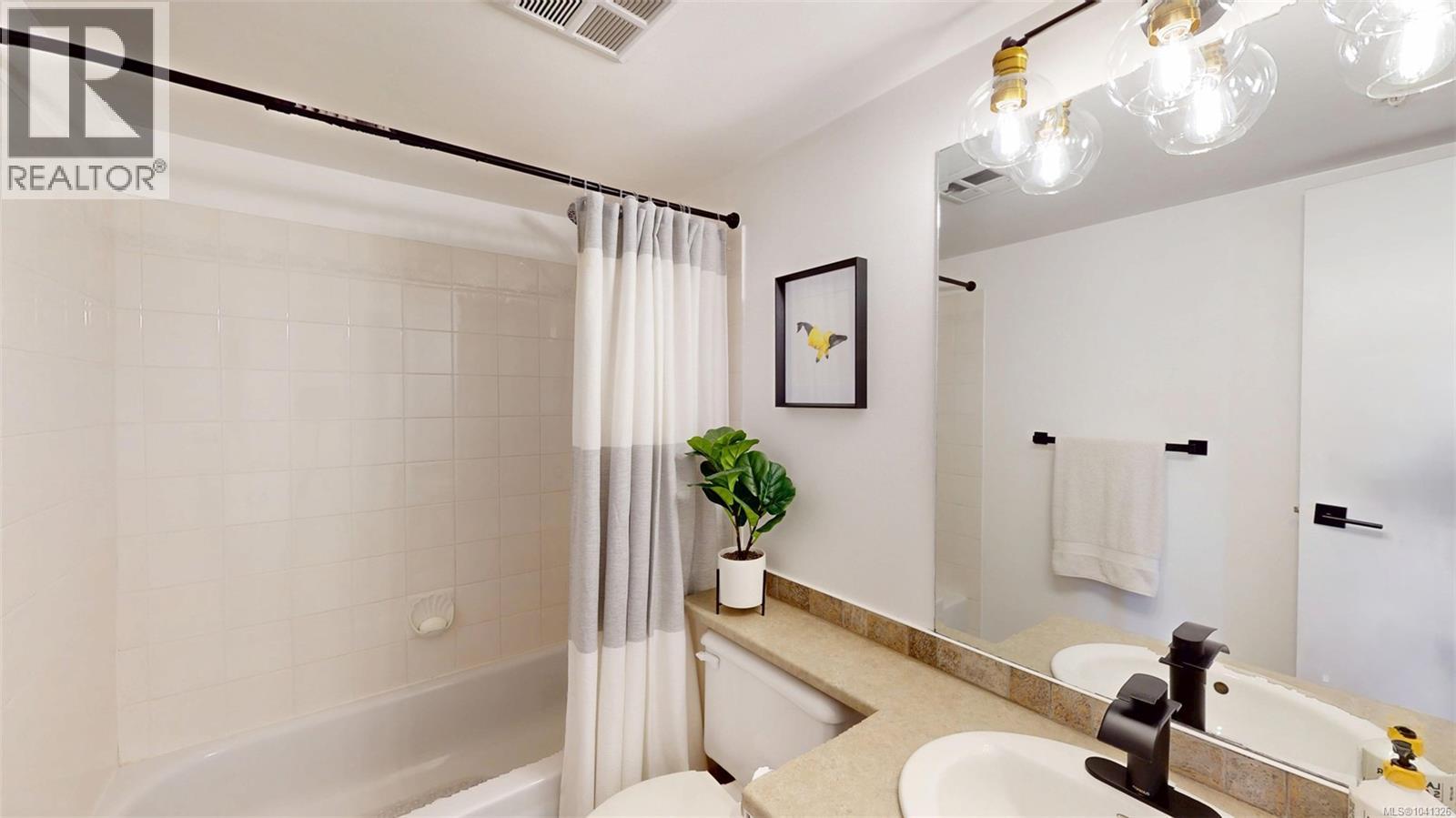 #409 520 Dunedin St - 23