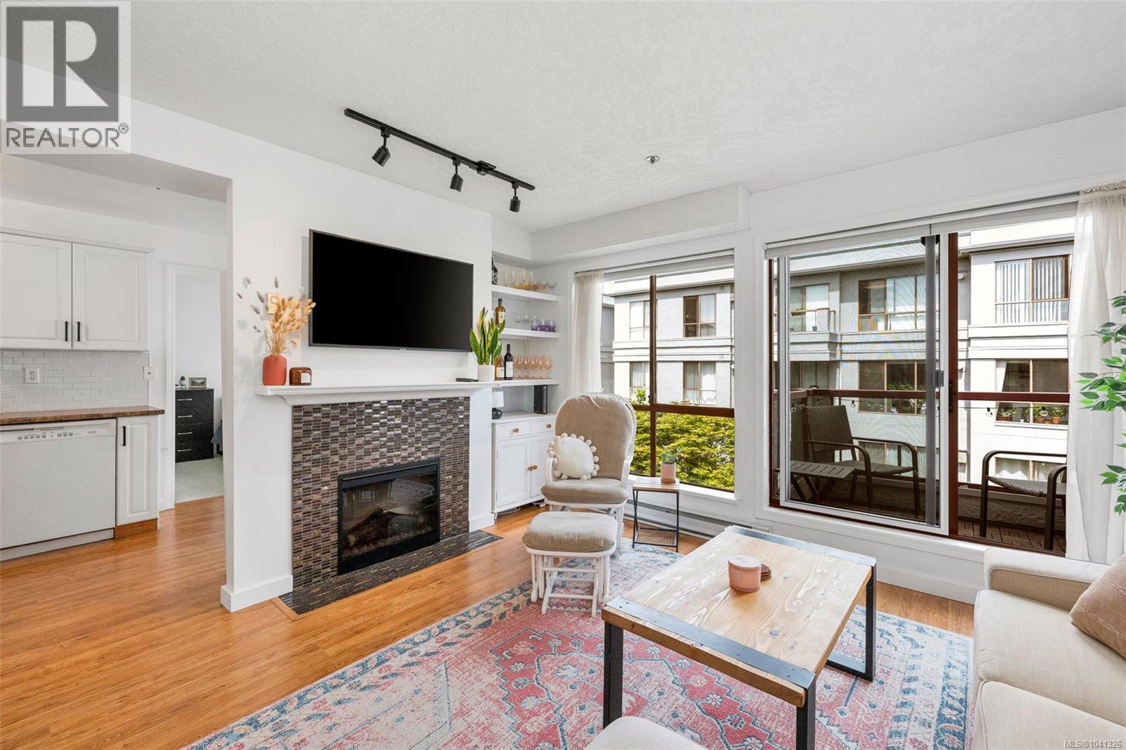 #409 520 Dunedin St - 8