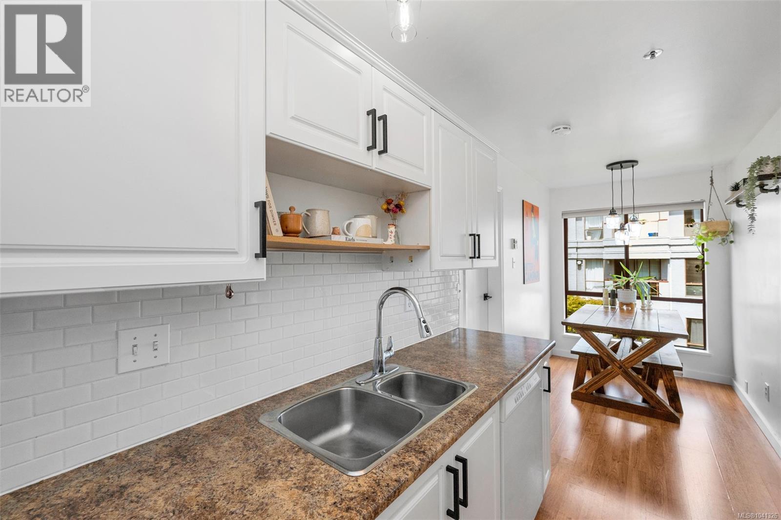 #409 520 Dunedin St - 9