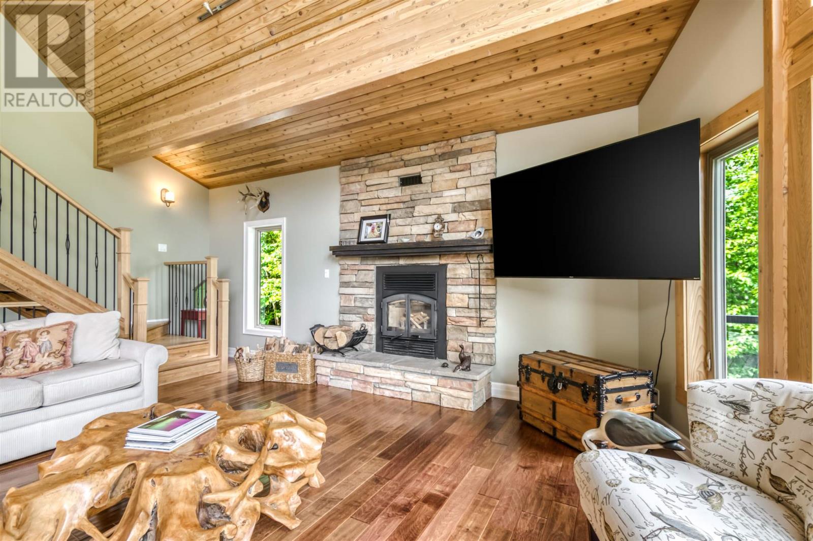 1480 Dunlop Shores RD - 17