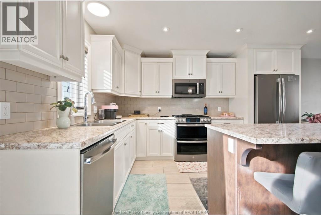 6 JOANEY LANE - 11