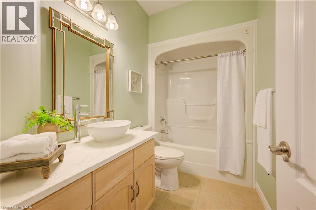 148 DEVONSHIRE Drive - Image 27