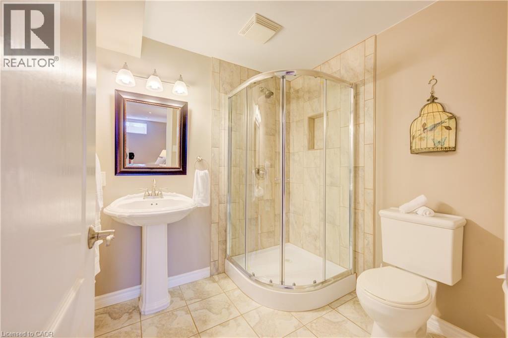 148 DEVONSHIRE Drive - Image 34