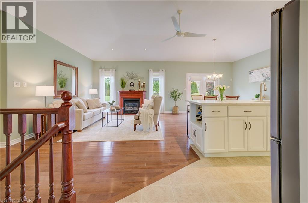 148 DEVONSHIRE Drive - Image 4