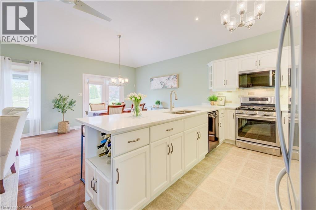 148 DEVONSHIRE Drive - Image 9