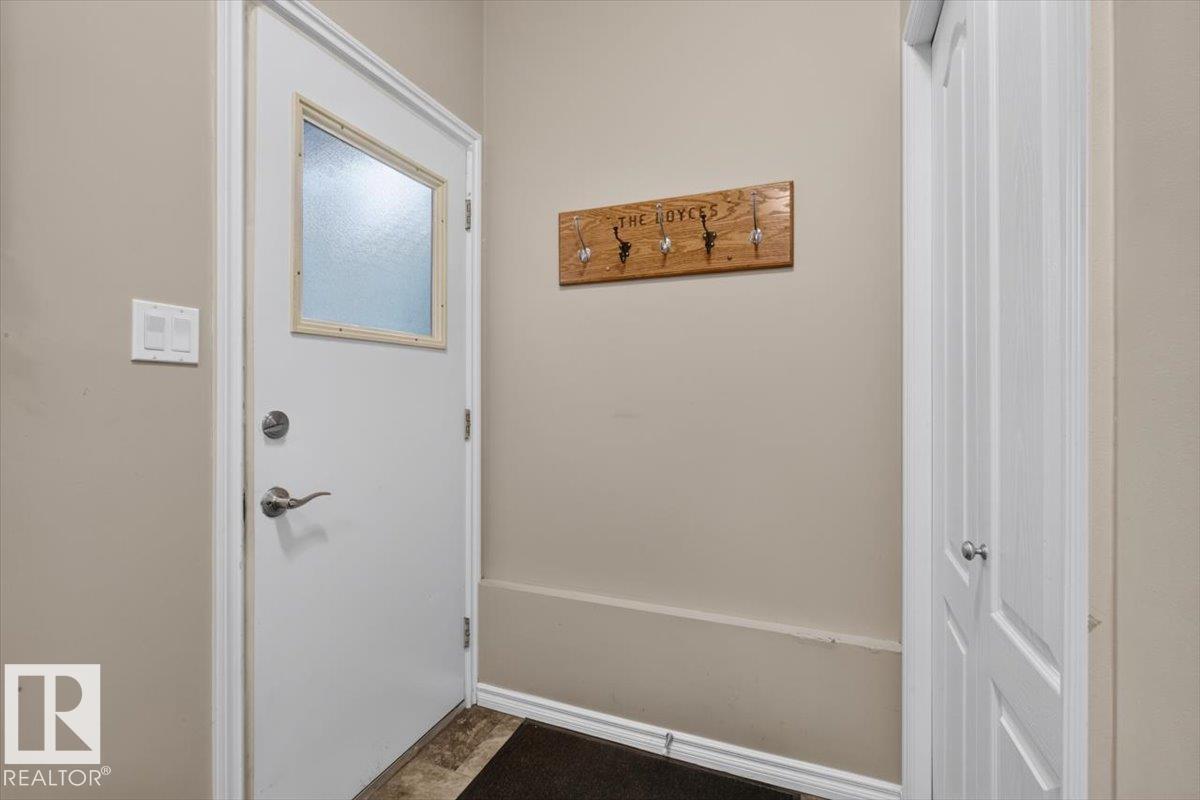4312 43A AV — photo 34