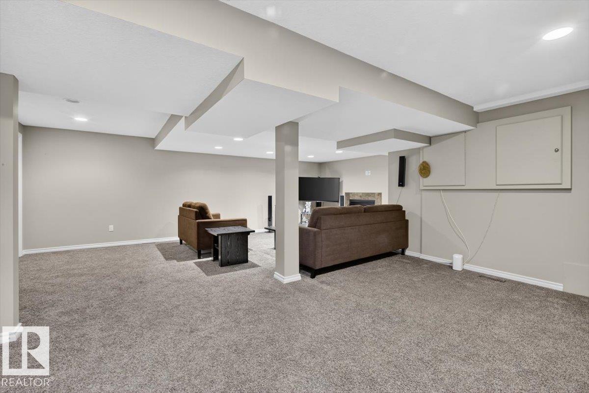 4312 43A AV — photo 37