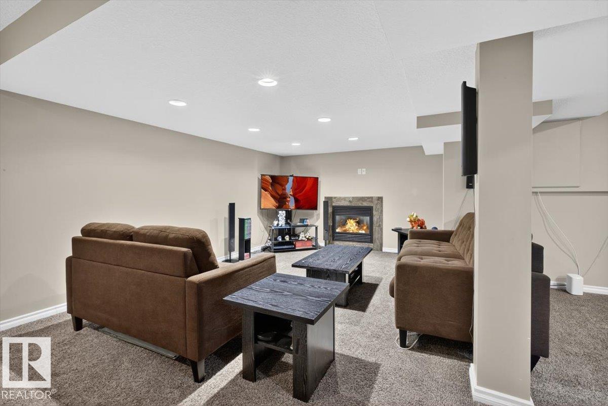 4312 43A AV — photo 38