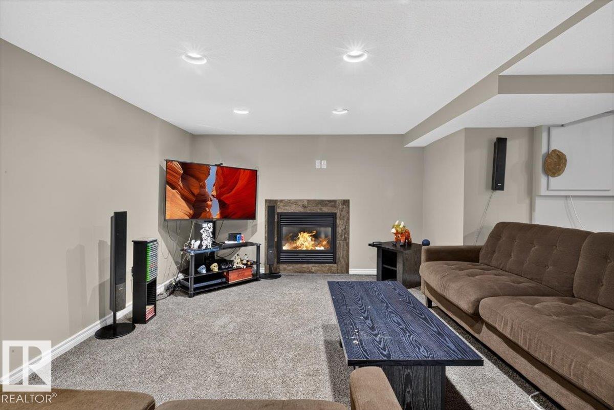 4312 43A AV — photo 40