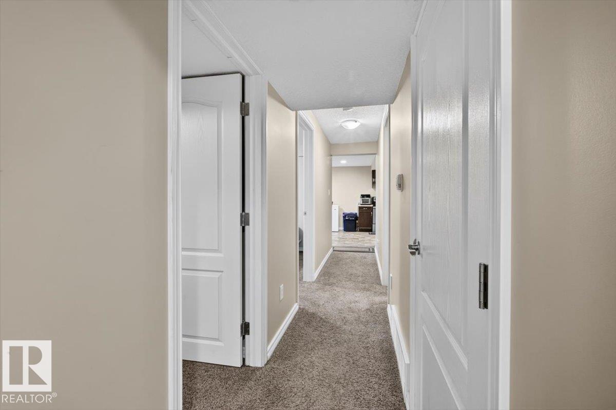 4312 43A AV — photo 49