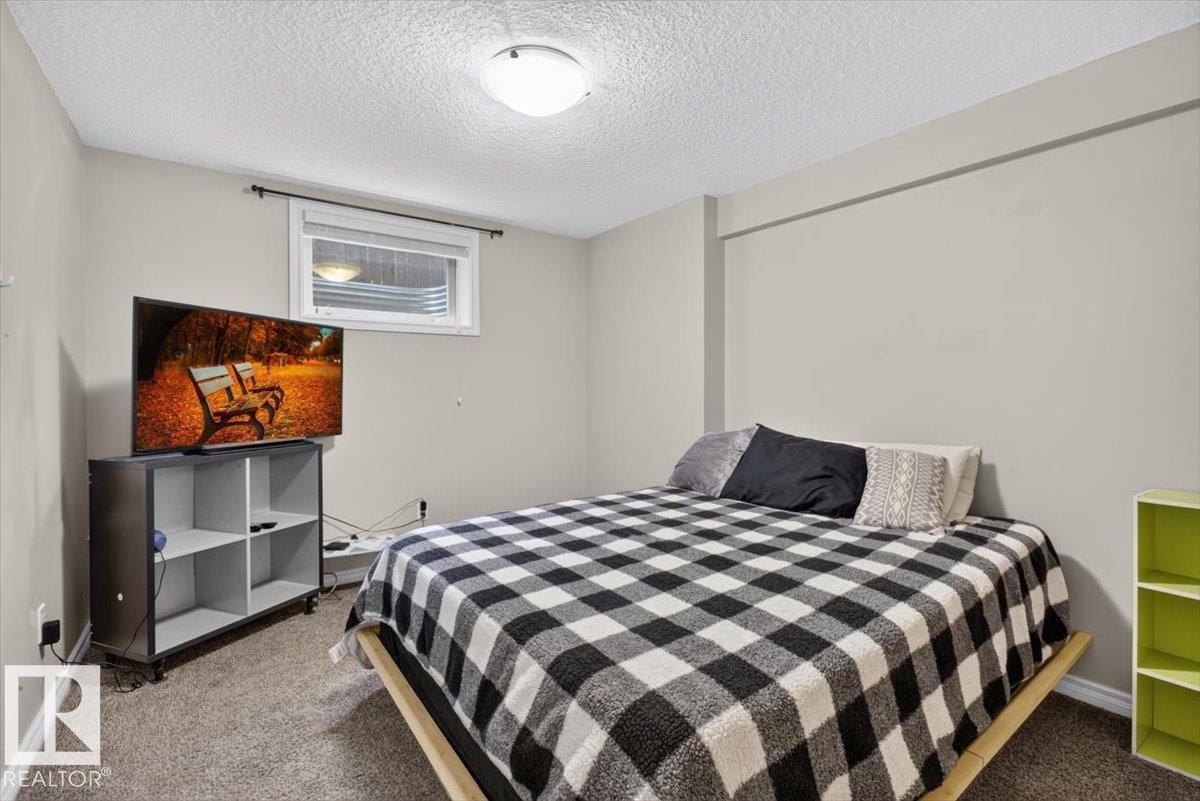 4312 43A AV — photo 54