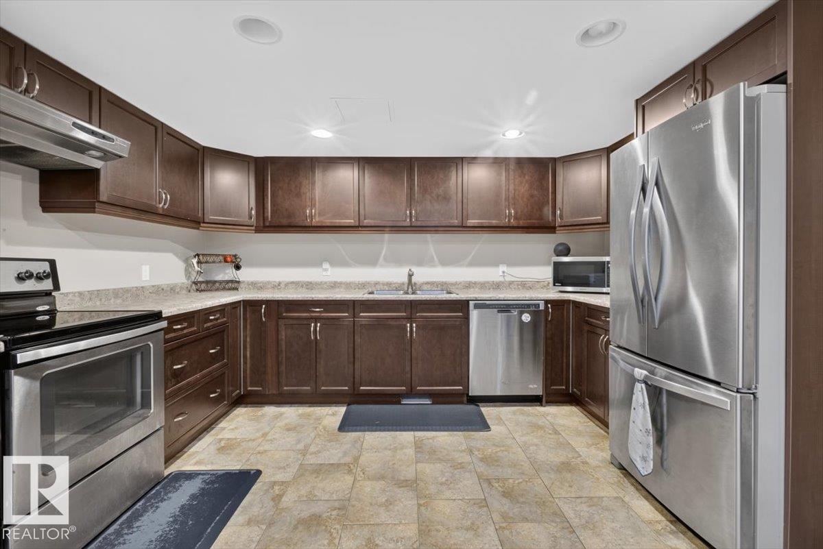 4312 43A AV — photo 56