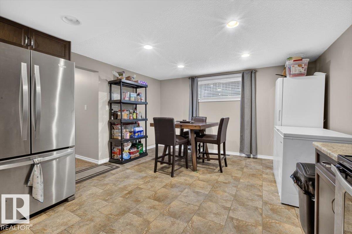 4312 43A AV — photo 58