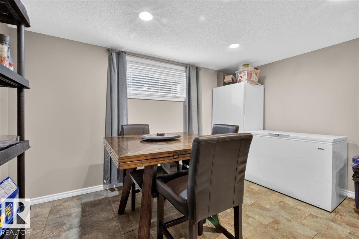 4312 43A AV — photo 60