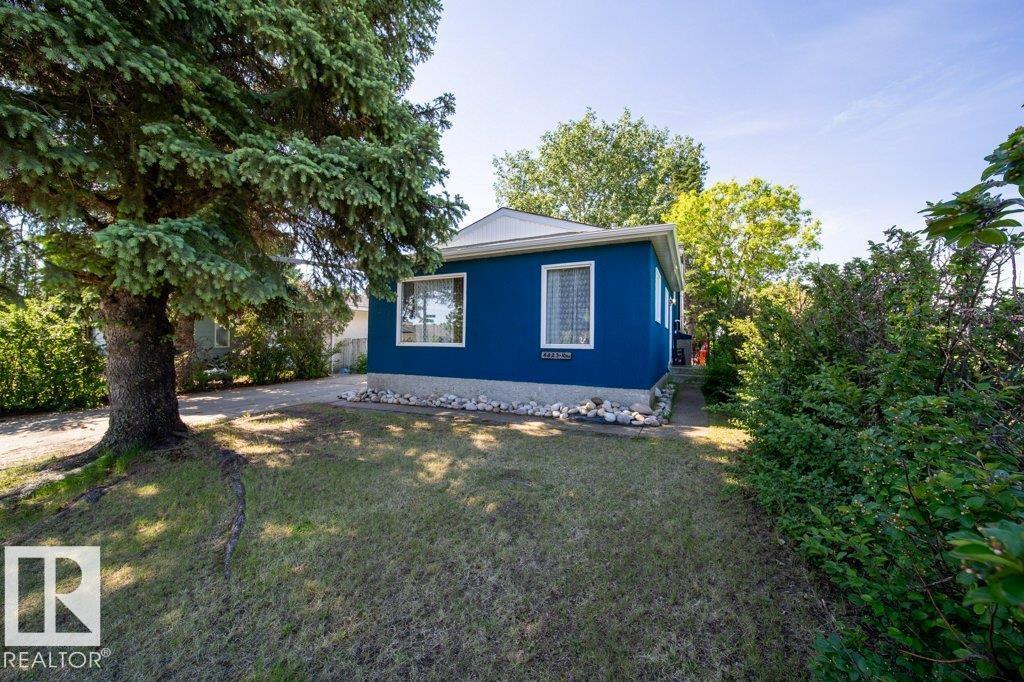 4823 10 AV NW - photo 2