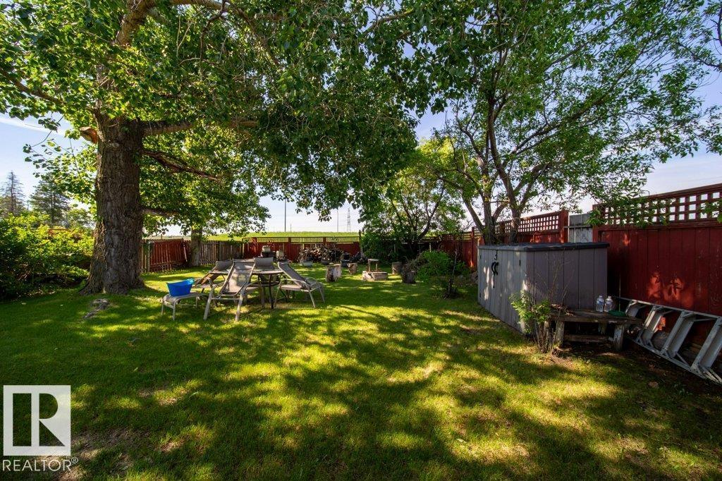 4823 10 AV NW — photo 45