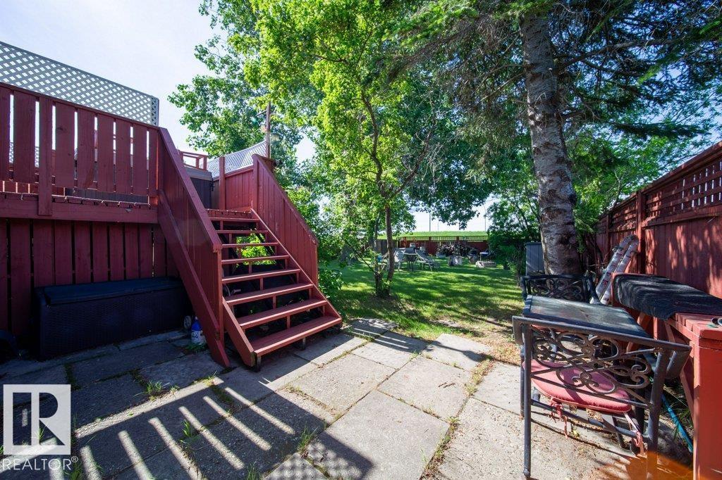 4823 10 AV NW — photo 47
