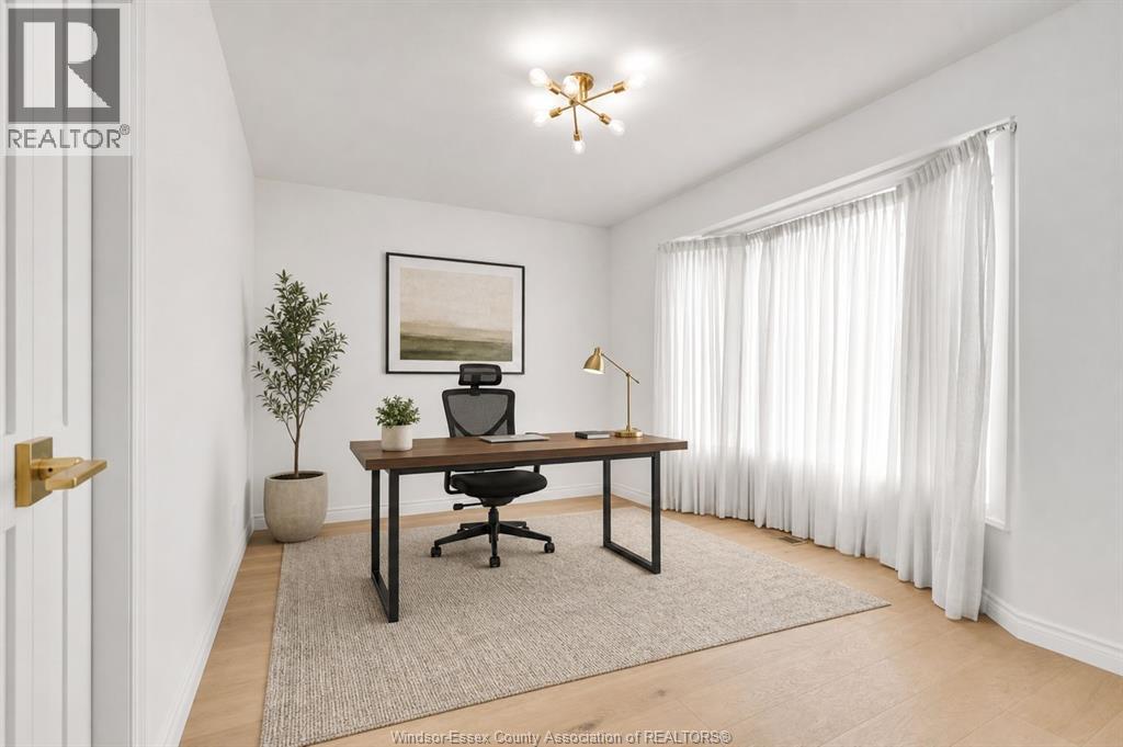 28 CLEOPHAS DRIVE - 13