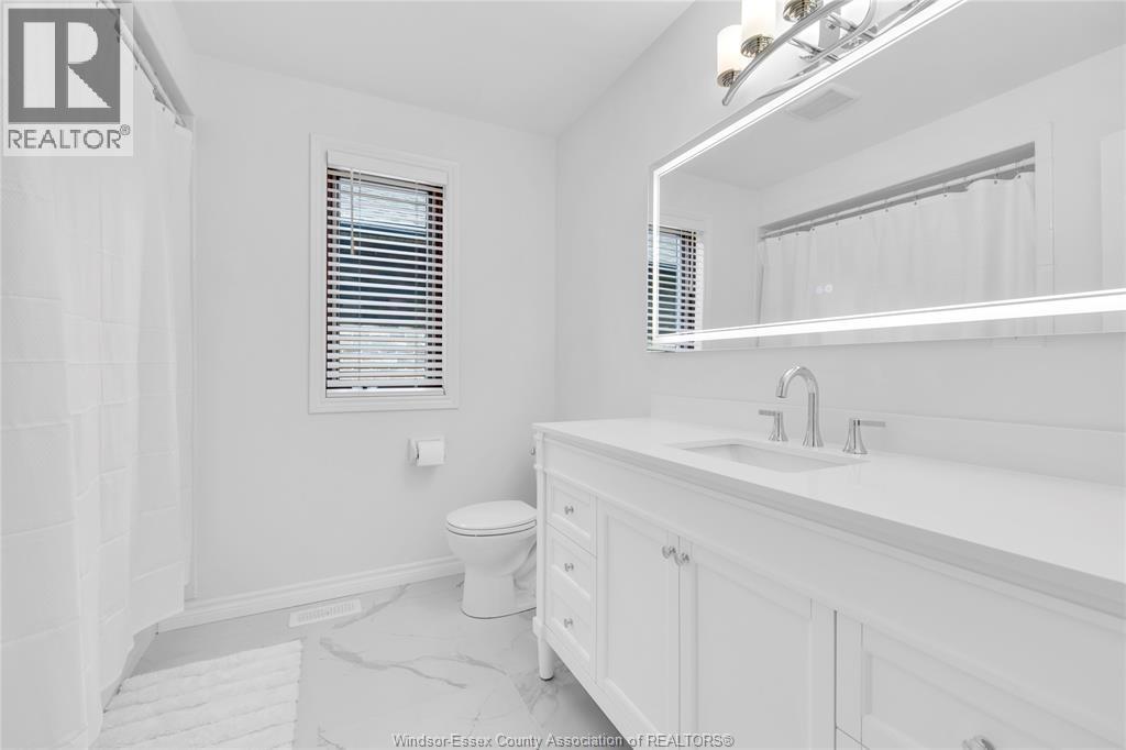 28 CLEOPHAS DRIVE - 23